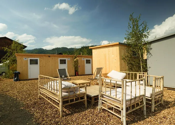 Livingood By Partystadl *